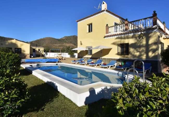Villa en Nerja - Nerja 014 - Villa José Miguel Villa en Nerja - Nerja 014 - Villa José Miguel