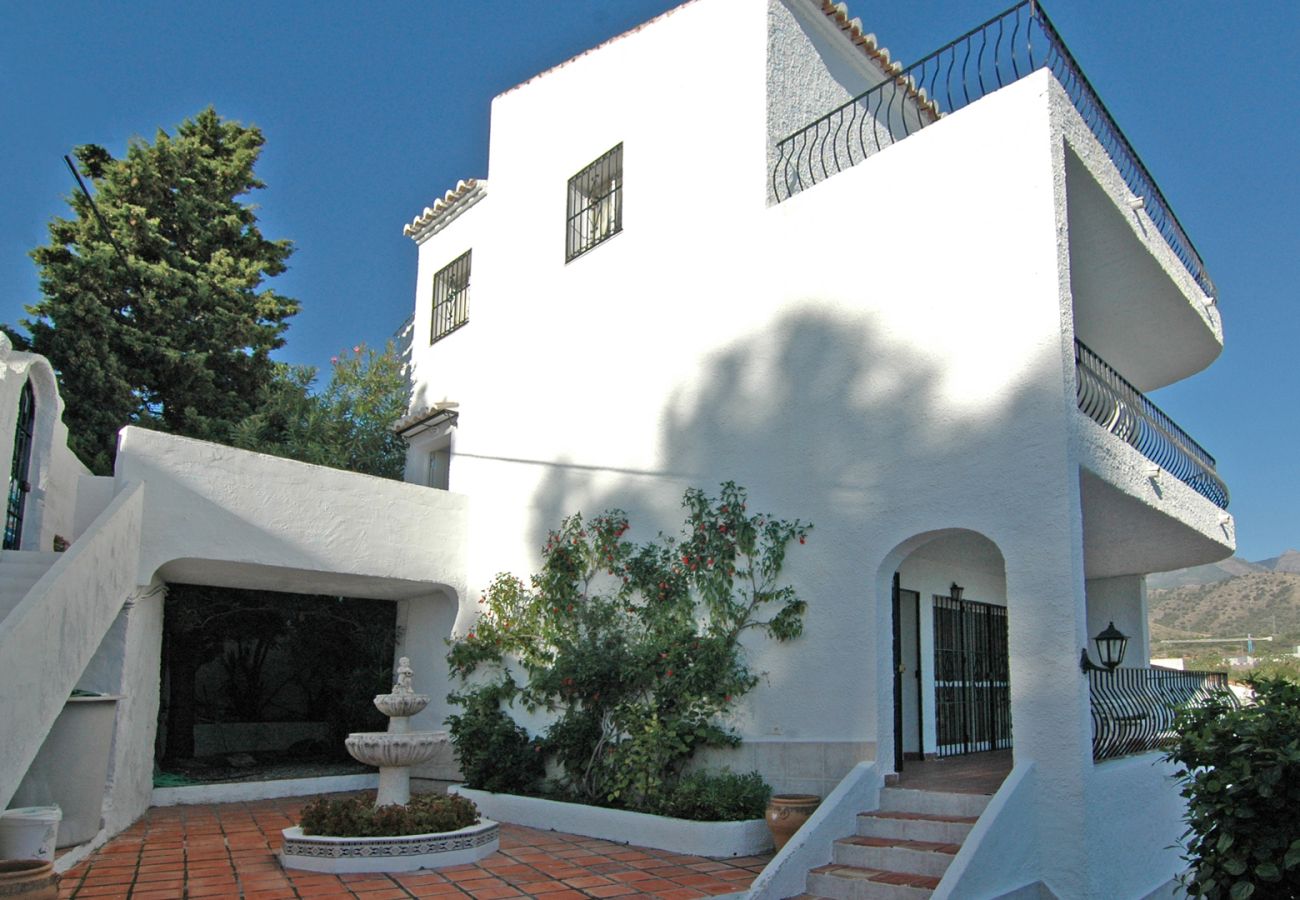 Villa en Nerja - Nerja 030 