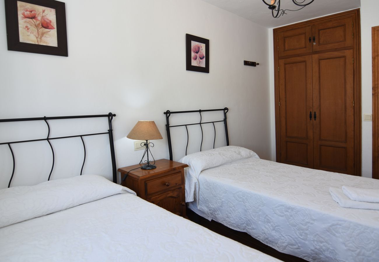 Villa en Nerja - Nerja 012 