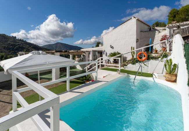 Villa en Frigiliana - Acebuchal 002