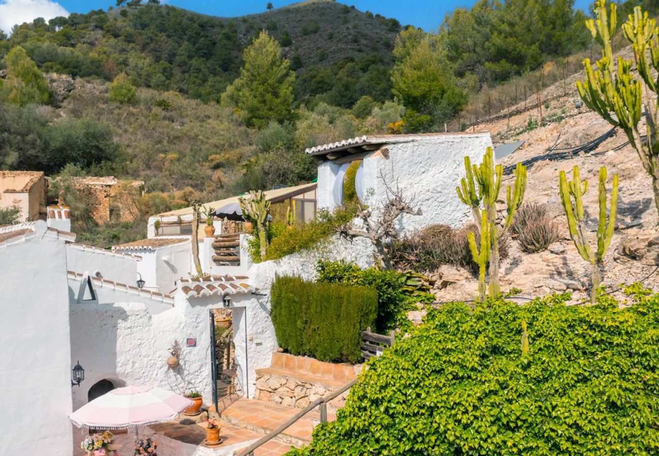 Villa en Frigiliana - Acebuchal 002