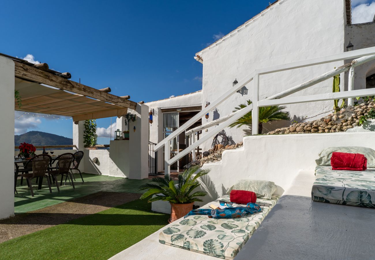 Villa en Frigiliana - Acebuchal 002