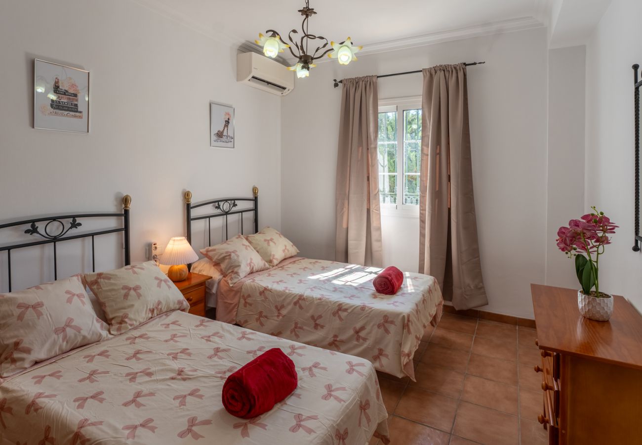 Villa en Nerja - Maro 004